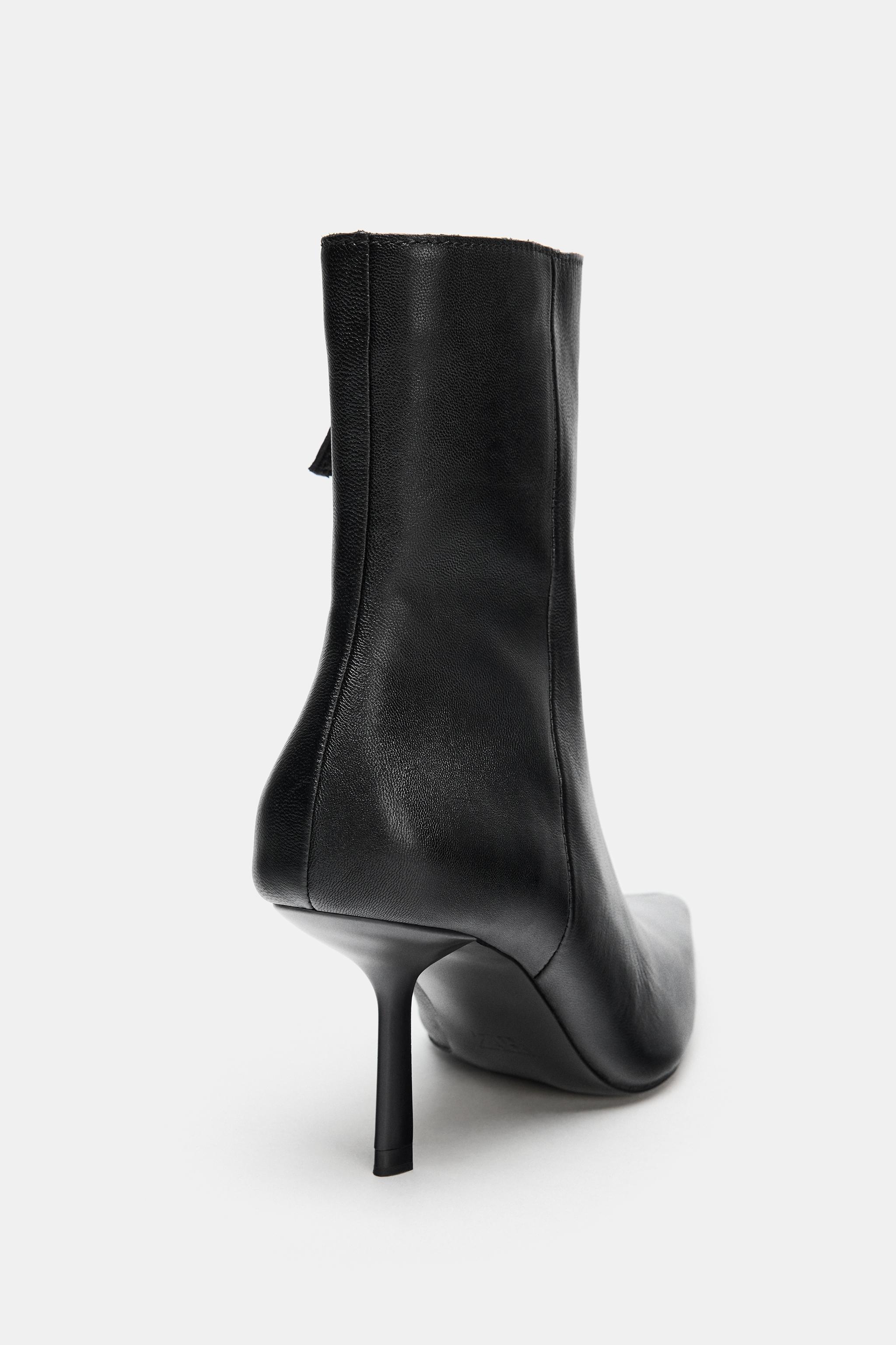 LEATHER HEELED ANKLE BOOTS